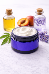 Kr�m s konopn�m olejom