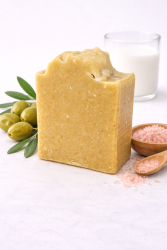 Olivov� mydlo s koz�m mliekom a himal�jskou so�ou